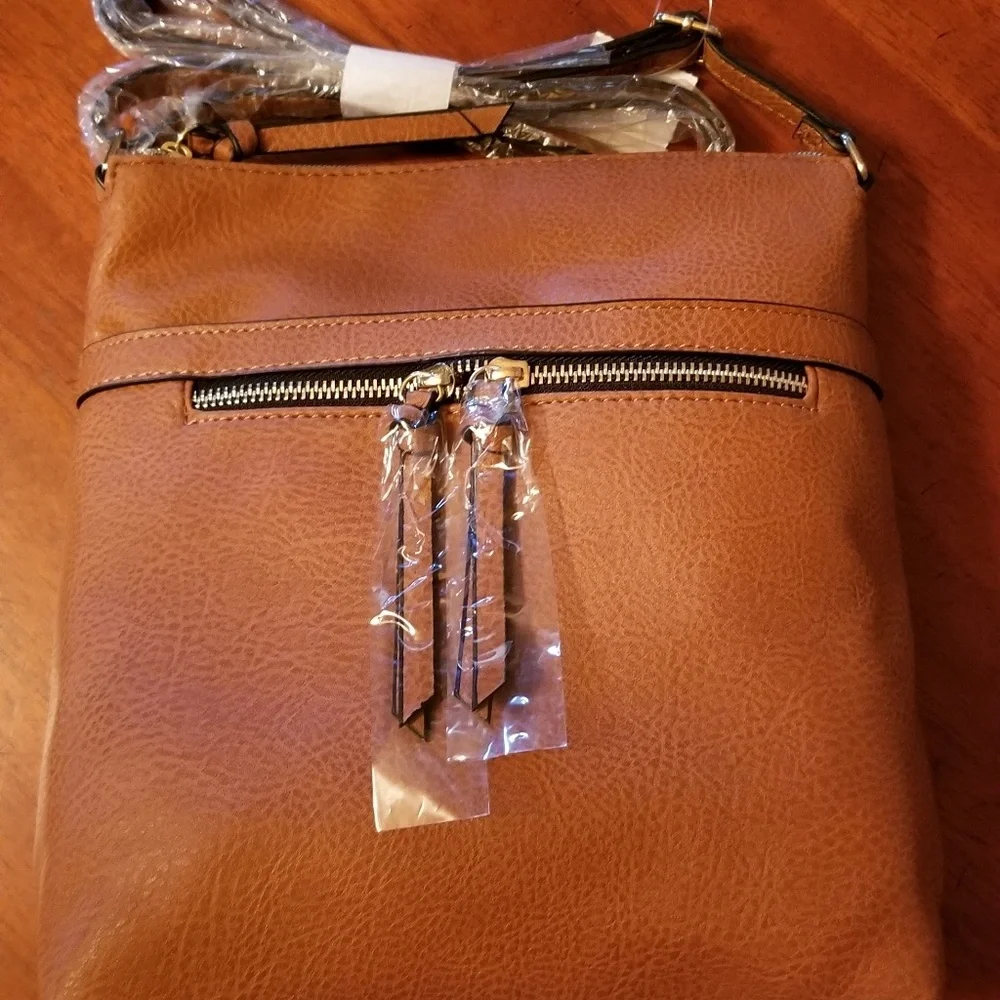 BRAND NEW COGNAC/CARMEL CROSSBODY BAG/ HANDBAG